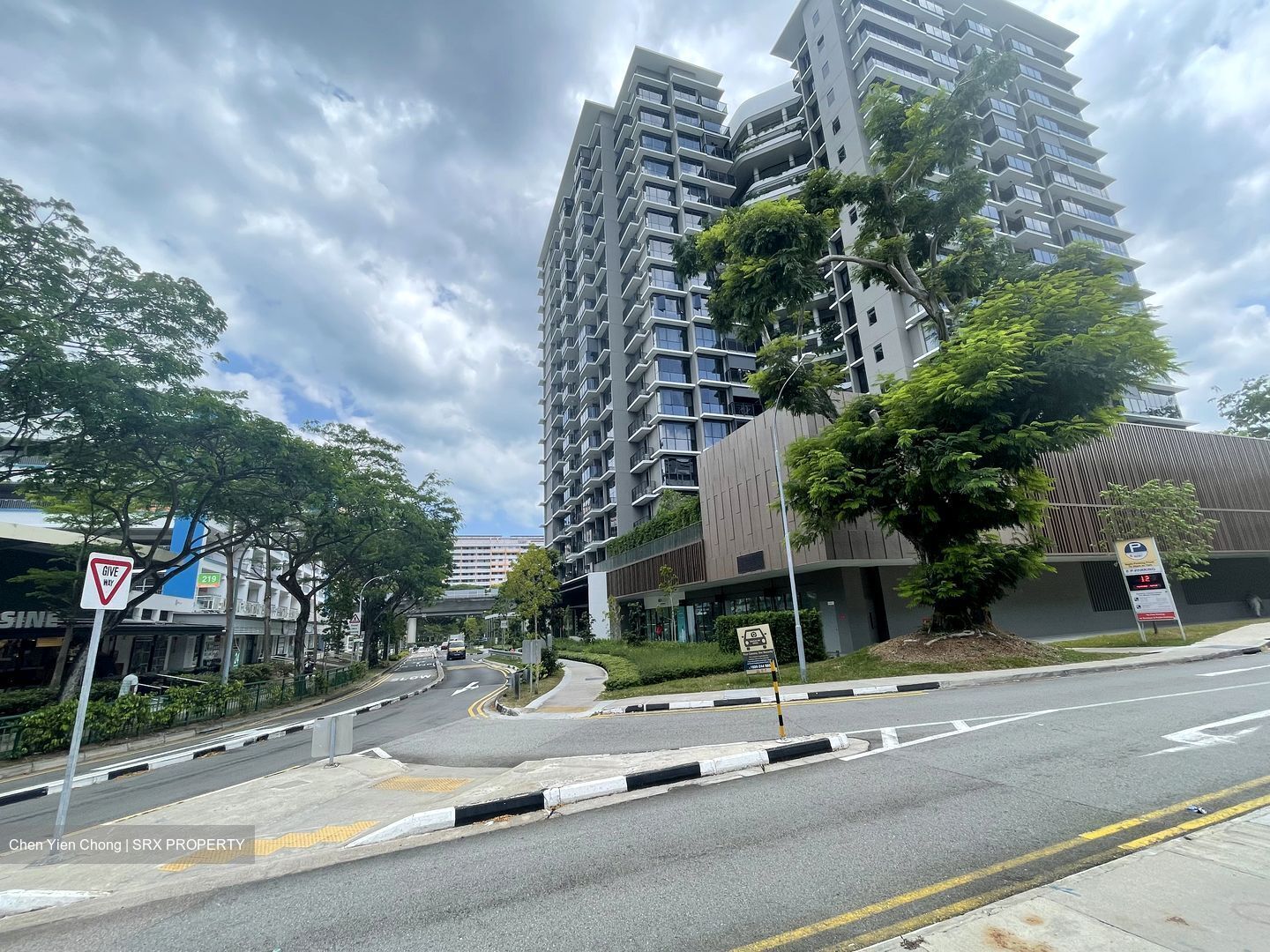 Sky Eden@Bedok (D16), Retail #536641001